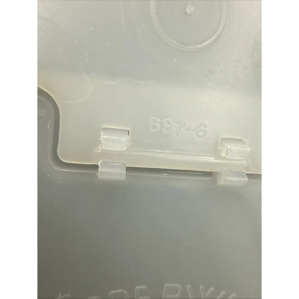 Tupperware Replacement‎ Lid With Flip Spout 697-6, 1289-2 Mix N Store Lid